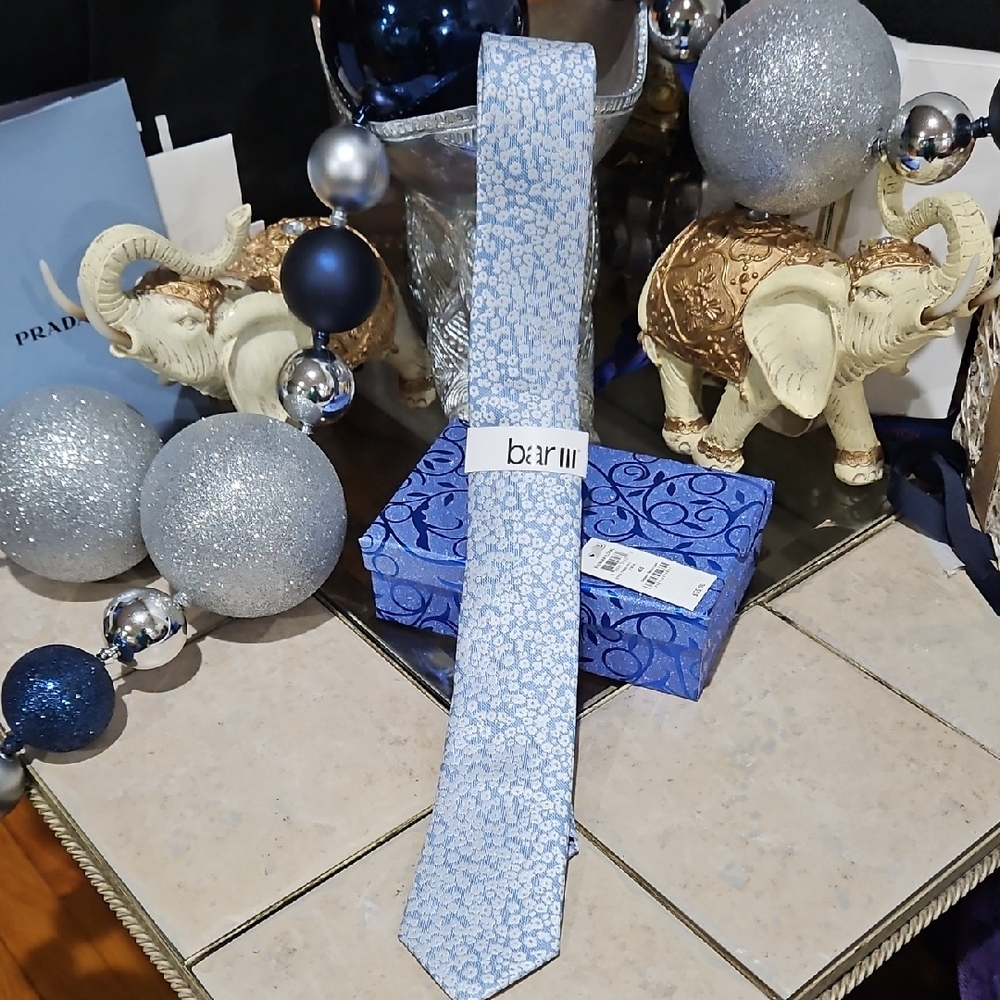NWT! Bar III Blue Brennan Floral Patterned Tie
